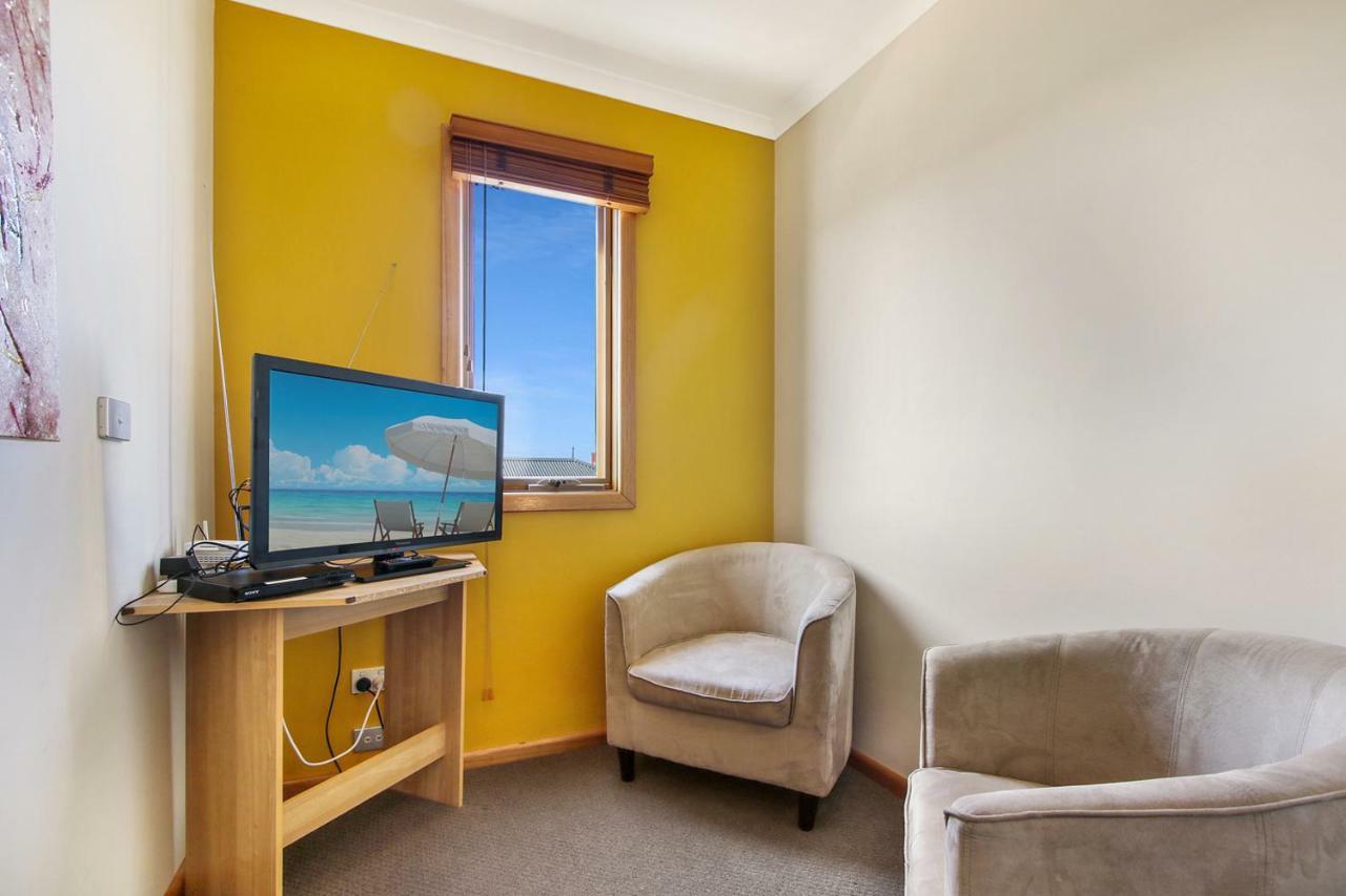 Apartments On Church - Unit 7 Lakes Entrance Esterno foto