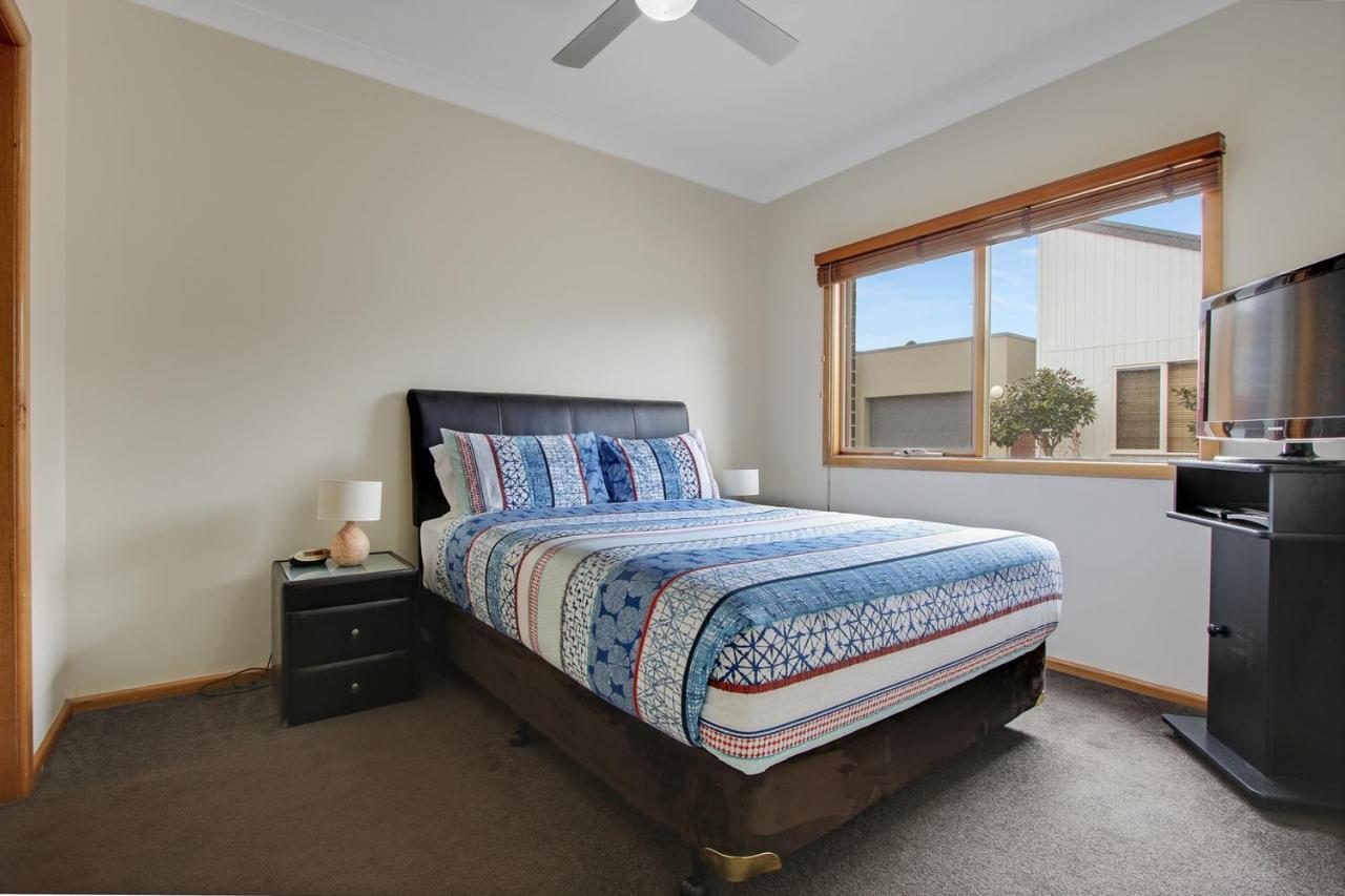 Apartments On Church - Unit 7 Lakes Entrance Esterno foto